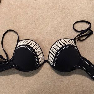 Victoria’s Secret Bikini Top